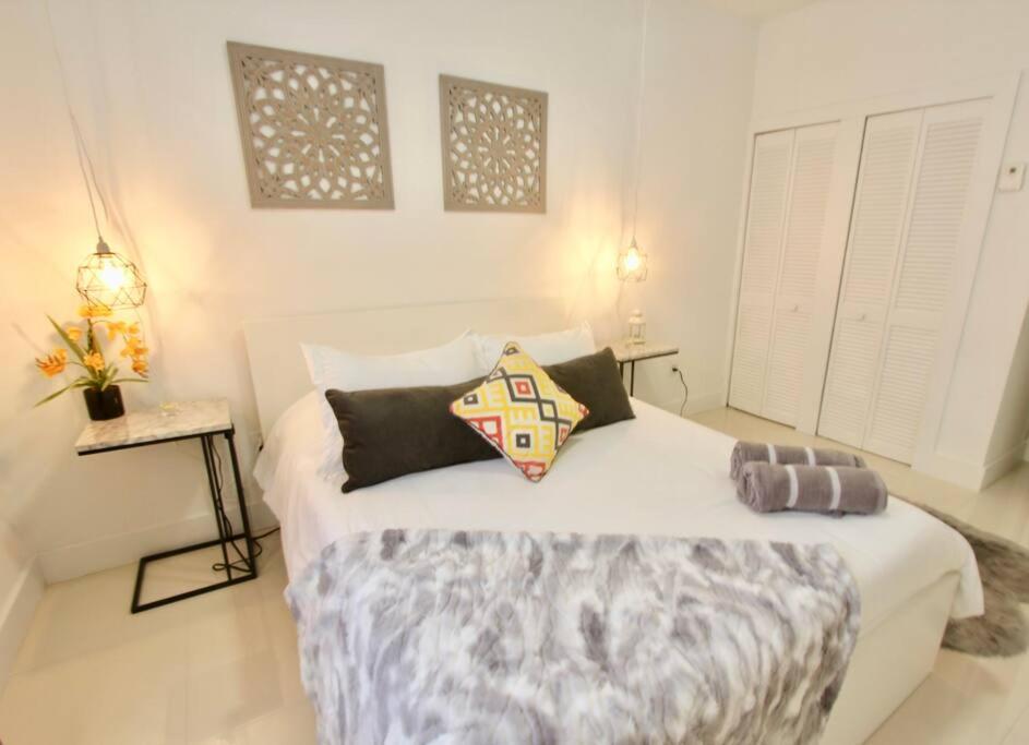 Ferienwohnung Modern 1/1, Half A Block From The Ocean Miami Beach Exterior foto
